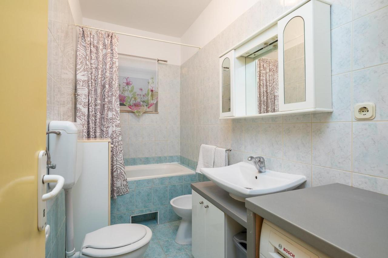 Terra Beach Apartment Duće Esterno foto